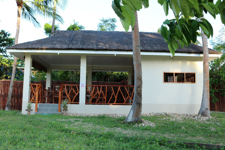 Exterior & Views 2, D's Ocean View Beach Resort, Siquijor
