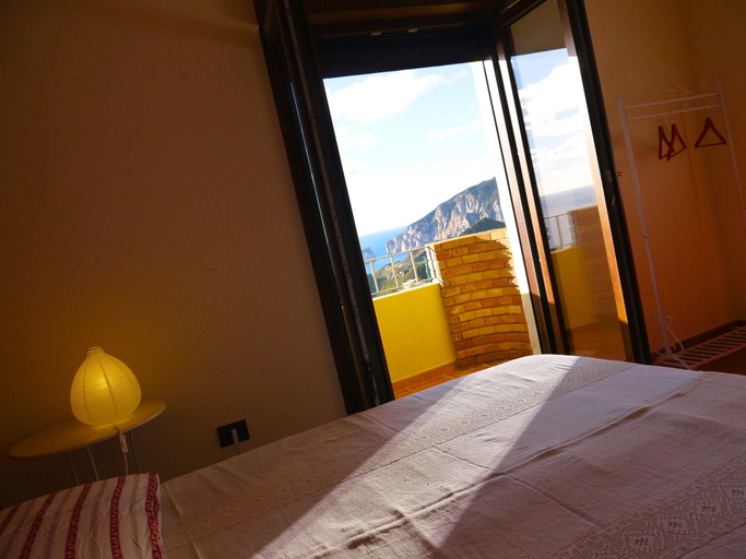 Bedroom 3, B&B Pedra Rubia, Carbonia-Iglesias
