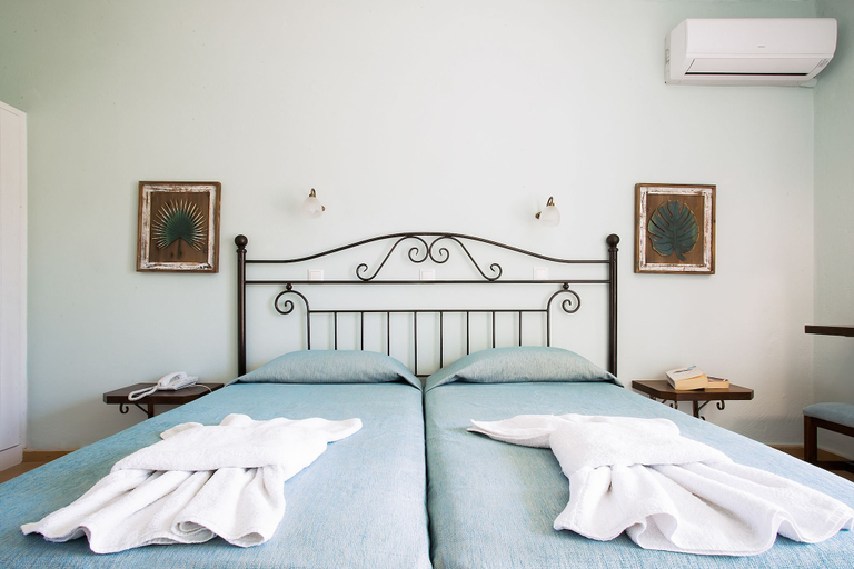 Bedroom 4, Spiti Prifti, Ionian Islands