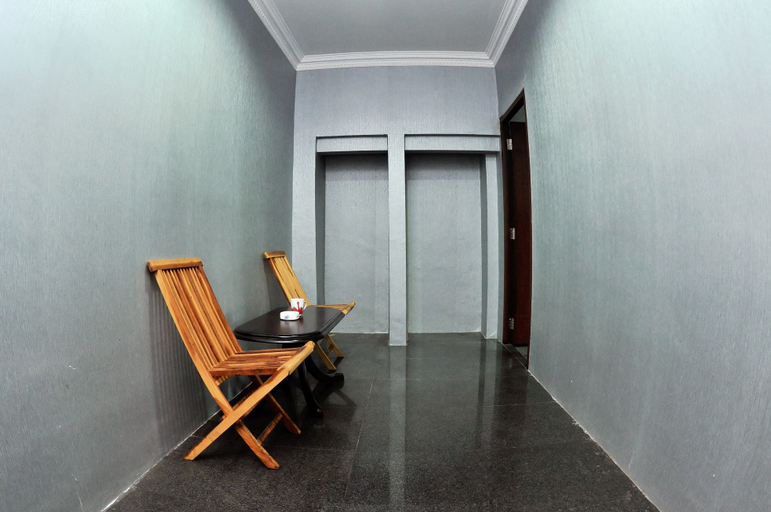 Others 5, DS Residence 34 Gang Pinggir, Semarang