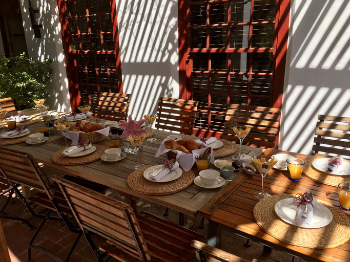Food & Drinks, Kronendal Heritage, City of Cape Town