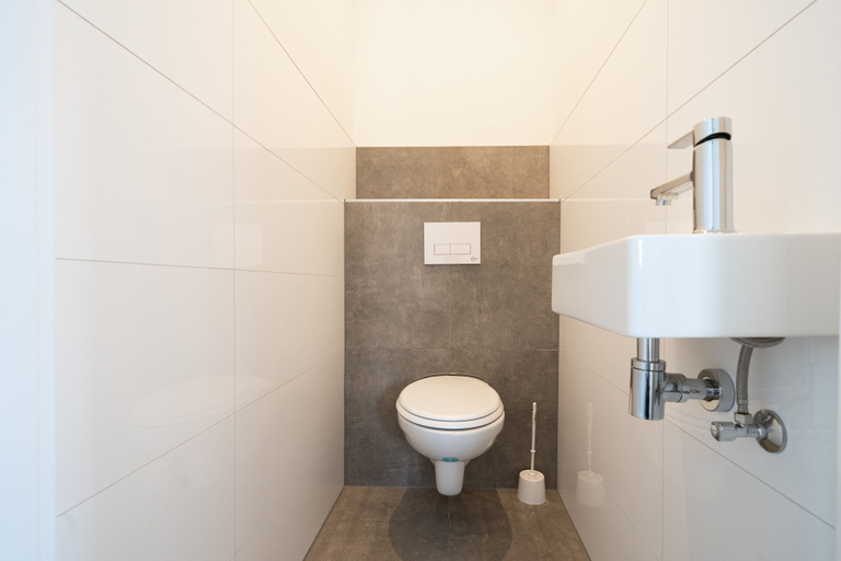 Bathroom 3, Europarcs de Kraaijenbergse Plassen, Cuijk