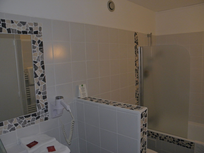 Bathroom 4, Chalet Les Blancs, Alpes-de-Haute-Provence