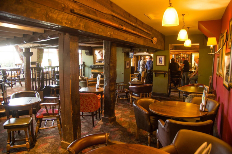 Food & Drinks 5, Twelve Knights, Neath Port Talbot