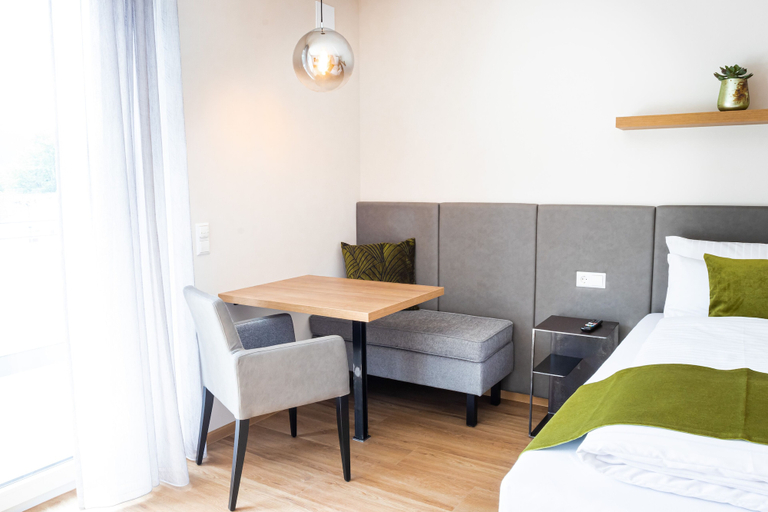 Bedroom 5, Bodenseezeit Apartmenthotel garni, Lindau (Bodensee)