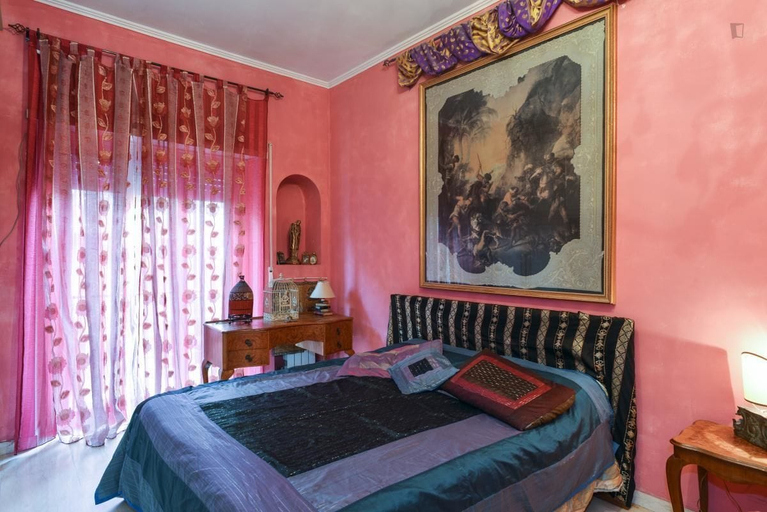 Bedroom 4, Abruzzese, Rome