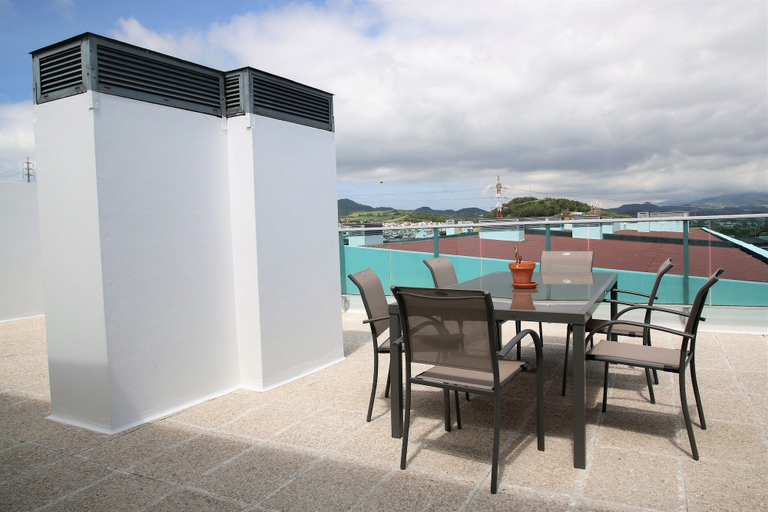 Others 4, Roof Top Terrace Apartment PDL, Ponta Delgada