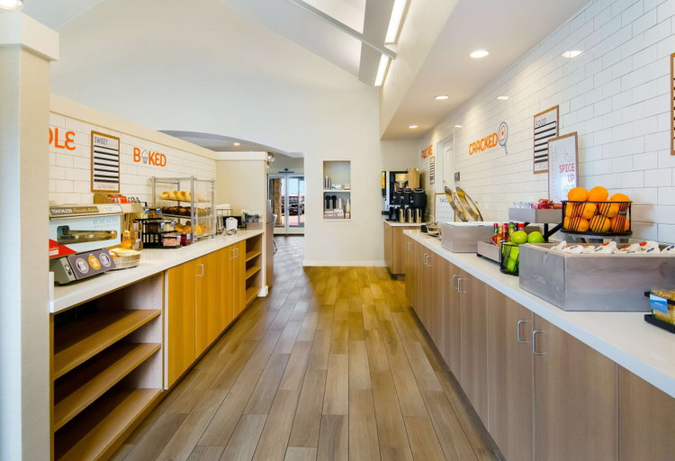 Food & Drinks 5, Sonesta ES Suites Flagstaff, Coconino