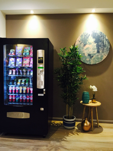 Food & Drinks, Sedgebrook Apartments, Spring Hill