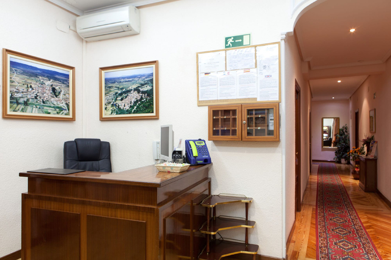 Others 5, Hostal Zamora, Madrid