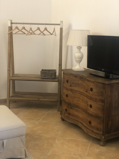 Bedroom 3, B&B Le Ginestre, Brindisi
