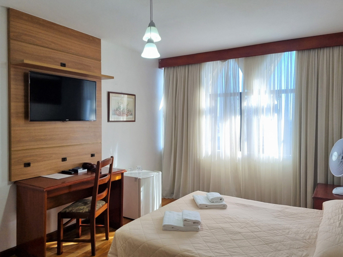 Bedroom 4, Lucape Palace Hotel, Barbacena
