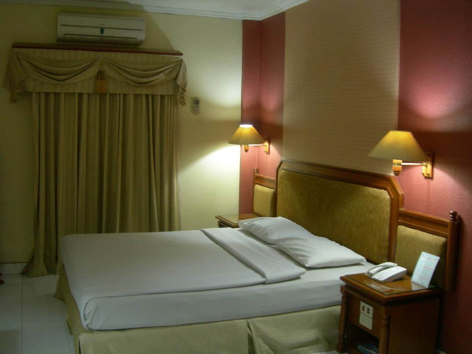 Bedroom 25