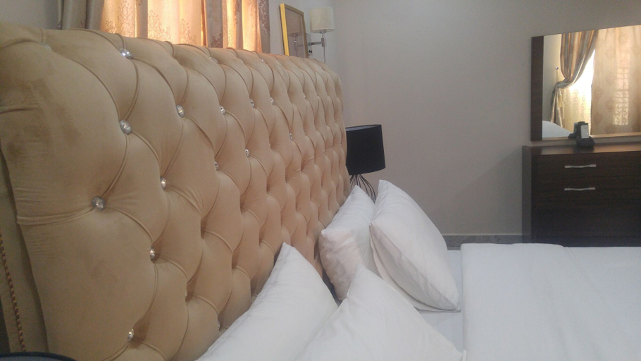Bedroom 2, Marshall Hotel Apartments, Fagge