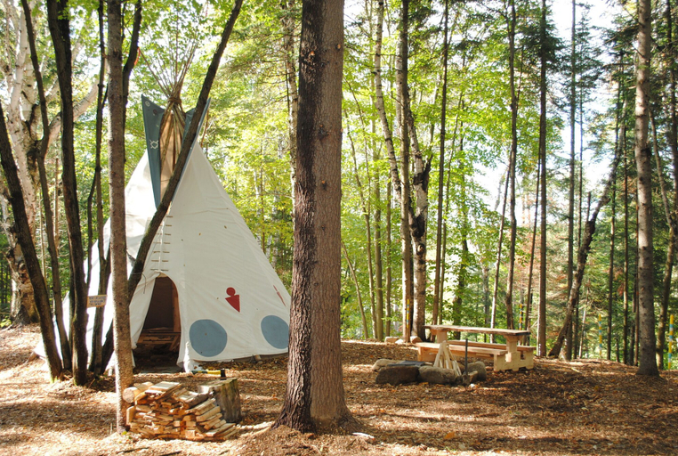 Others 5, Chimo Refuges Treehouse Resort, Les Pays-d'en-Haut