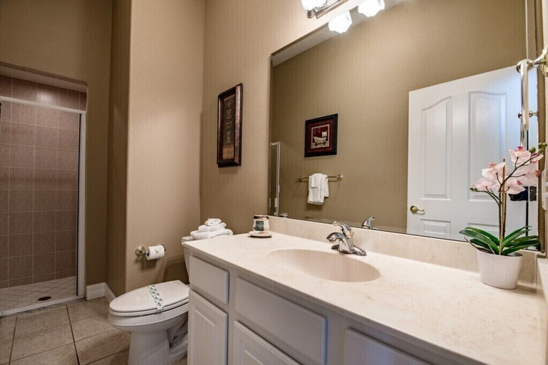 Bathroom 3, 322vvl, Polk