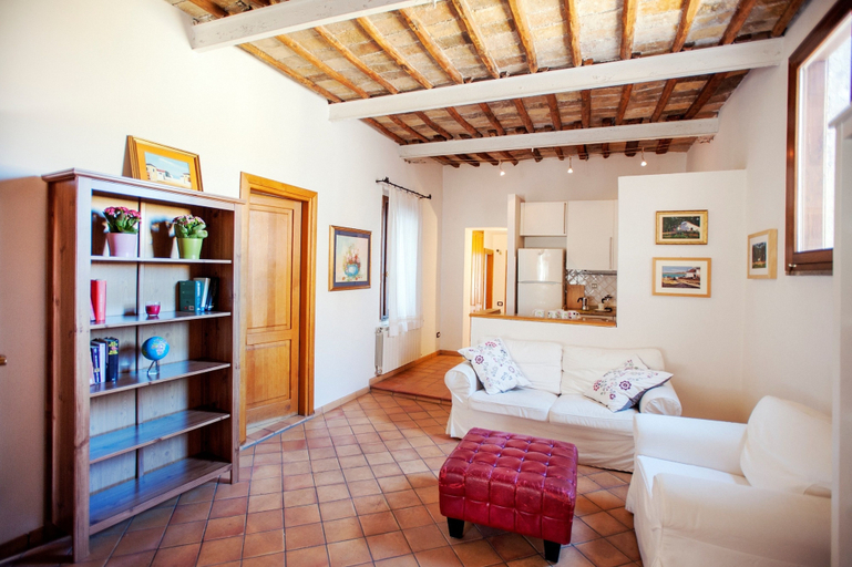 Others 5, Lungaretta 2 - WR Apartments, Roma