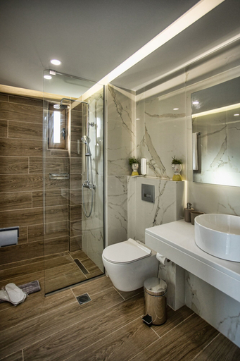 Bathroom 4, Mary Hotel & Mary Royal Suites, Crete