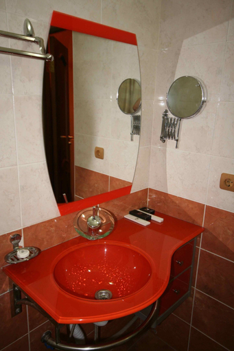 Bathroom 3, Almaty Sapar, Almaty