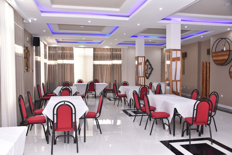 Food & Drinks 5, King's Conference Centre, Kinindo