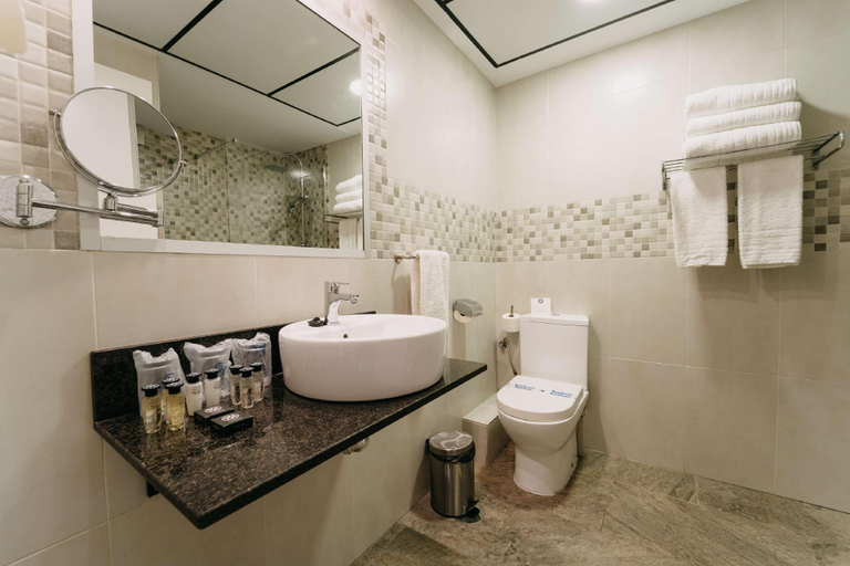 Bathroom 4, Hotel Soho Bahia Malaga, Málaga