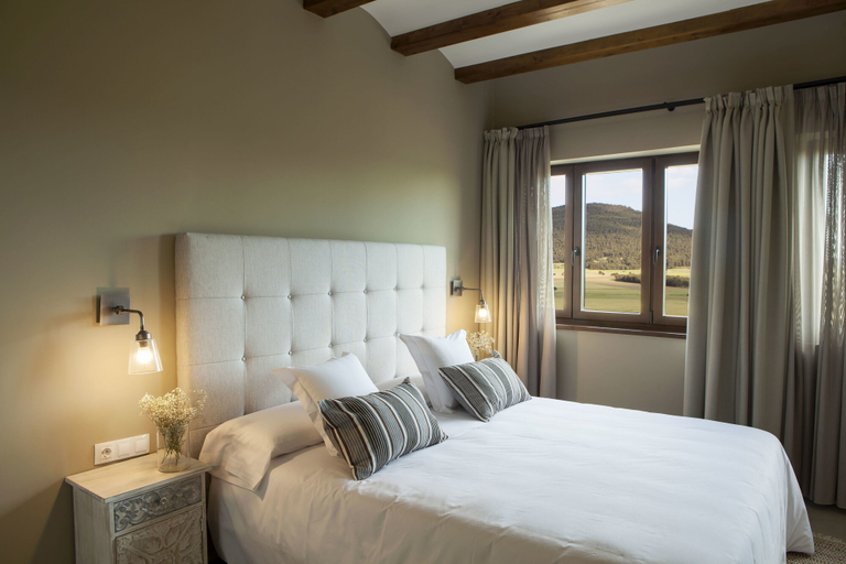 Bedroom 2, Hotel Mas de Cebrián, Teruel