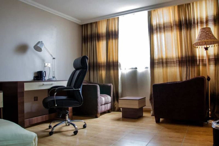 Bedroom 2, Chesterfield Hotel & Suites, Ikeja