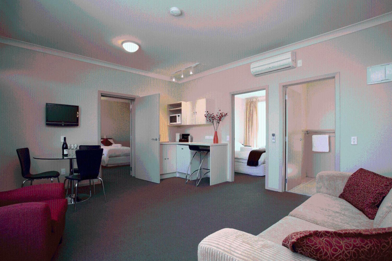Others 4, Hawkdun Lodge, Central Otago
