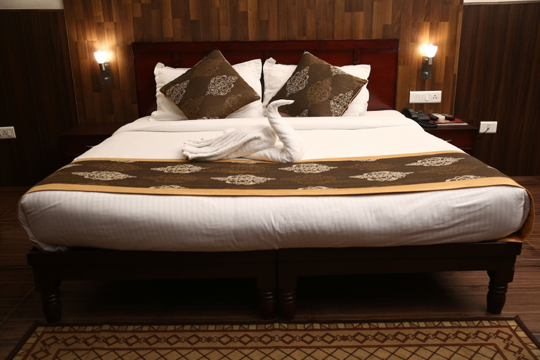 Bedroom 4, Hotel Krishna Sagar, Ghaziabad