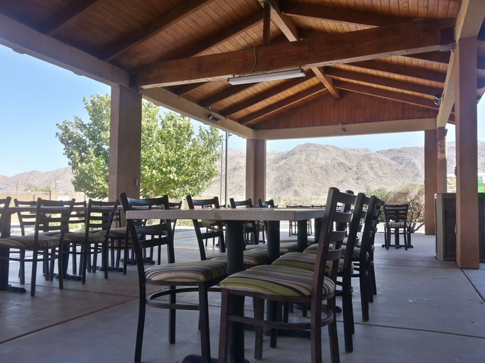 Food & Drinks 4, Oasis Inn & Suites Joshua Tree - 29 Palms, San Bernardino