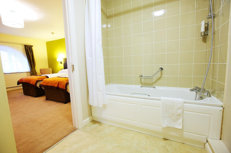Bathroom 3, Twelve Knights, Neath Port Talbot