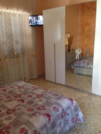 Bedroom 2, H.ave, Napoli