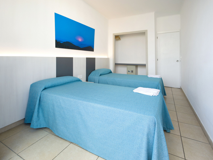 Bedroom 3, Apartamentos Tramuntana, Baleares