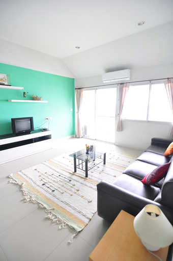 Bedroom 13