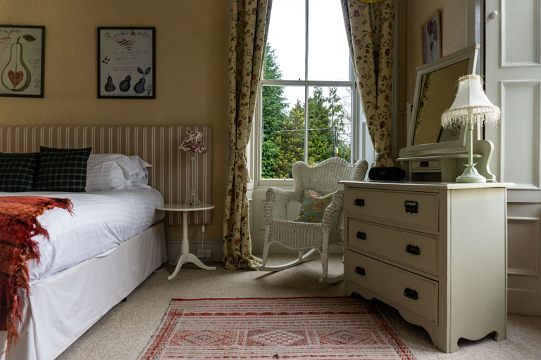 Bedroom 3, Yann's at Glenearn House, Perthshire and Kinross