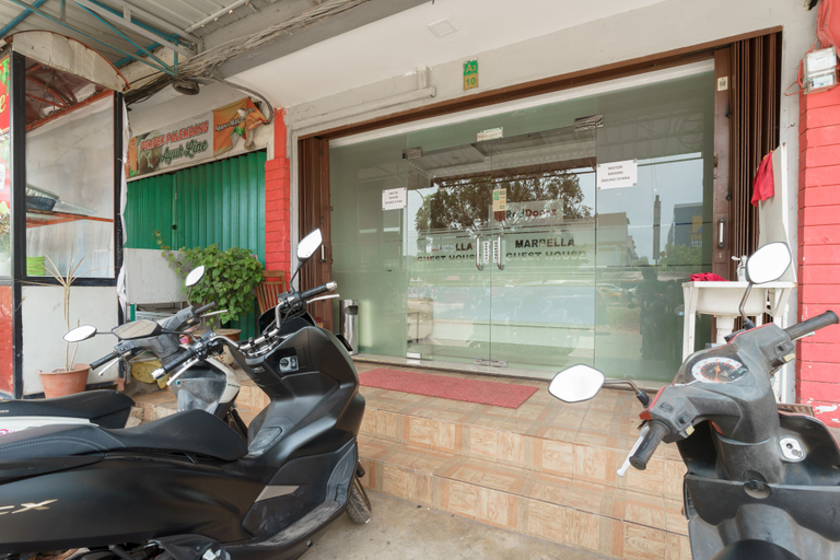 Exterior & Views 2, RedDoorz near Plaza Botania 1 Batam, Batam