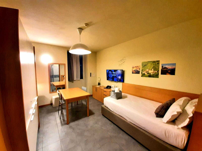 Bedroom 2, Mura Venete, Bergamo
