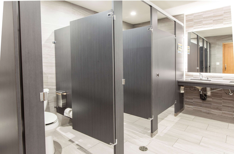 Bathroom 4, Best Western Plus Tin Wis Resort, Alberni-Clayoquot