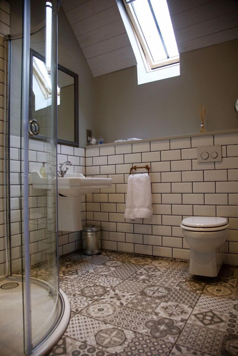 Bathroom 4, The Lodges at Barra Castle, Aberdeenshire