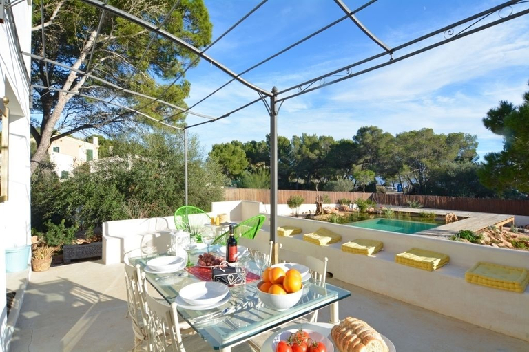 Food & Drinks, Unique Modern Villa with very pool, Baleares