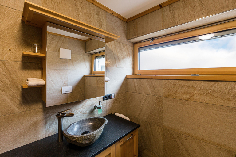 Bathroom 5, Gästehaus Sonnenwirth, Heilbronn