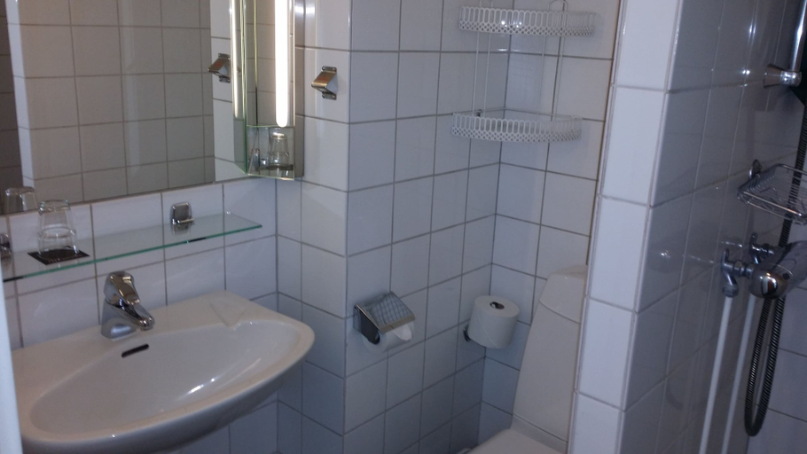 Bathroom 4, First Hotel Witt, Kalmar