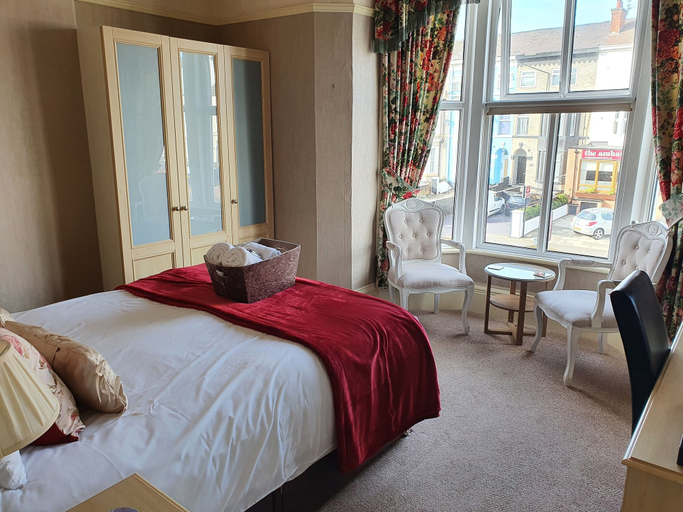 Bedroom 3, The Braemar Southport, Sefton