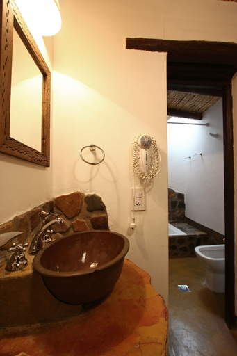 Bathroom 4, Posada Con Los Angeles, Tilcara