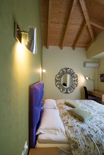 Bedroom 2, Forest Suites Boutique Hotel, Central Greece