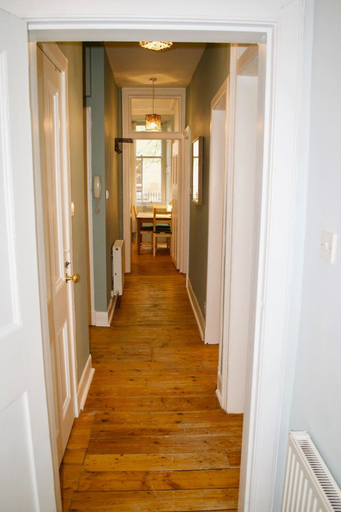 Others 5, Central 3 Bedroom Next to Leafy Meadows, Edinburgh