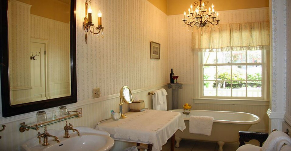 Bathroom 3, The Foxes Inn of Sutter Creek, Amador