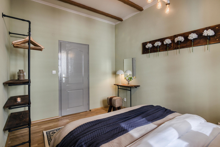 Bedroom 3, Old Town square APT by Michal&Friends, Praha 1