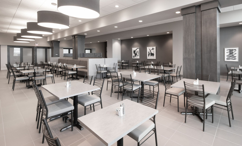 Food & Drinks 5, Embassy Suites by Hilton Kansas City Olathe, Kansas City