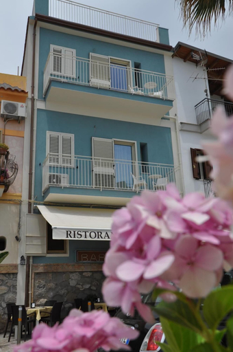 Exterior & Views 2, Ciao Ciao Rooms, Messina
